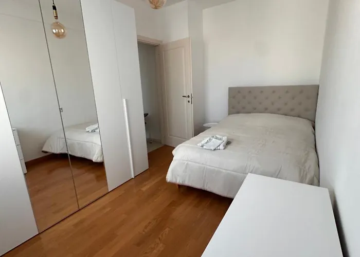 Golden Corner Apartament Bolonia